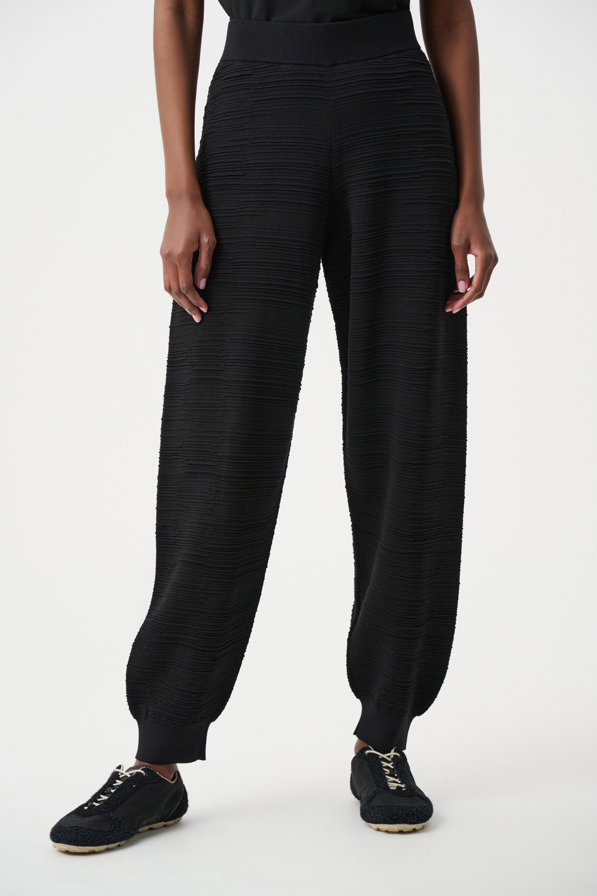 Joseph Ribkoff Sweater Knit Pull-On Jogger Pants