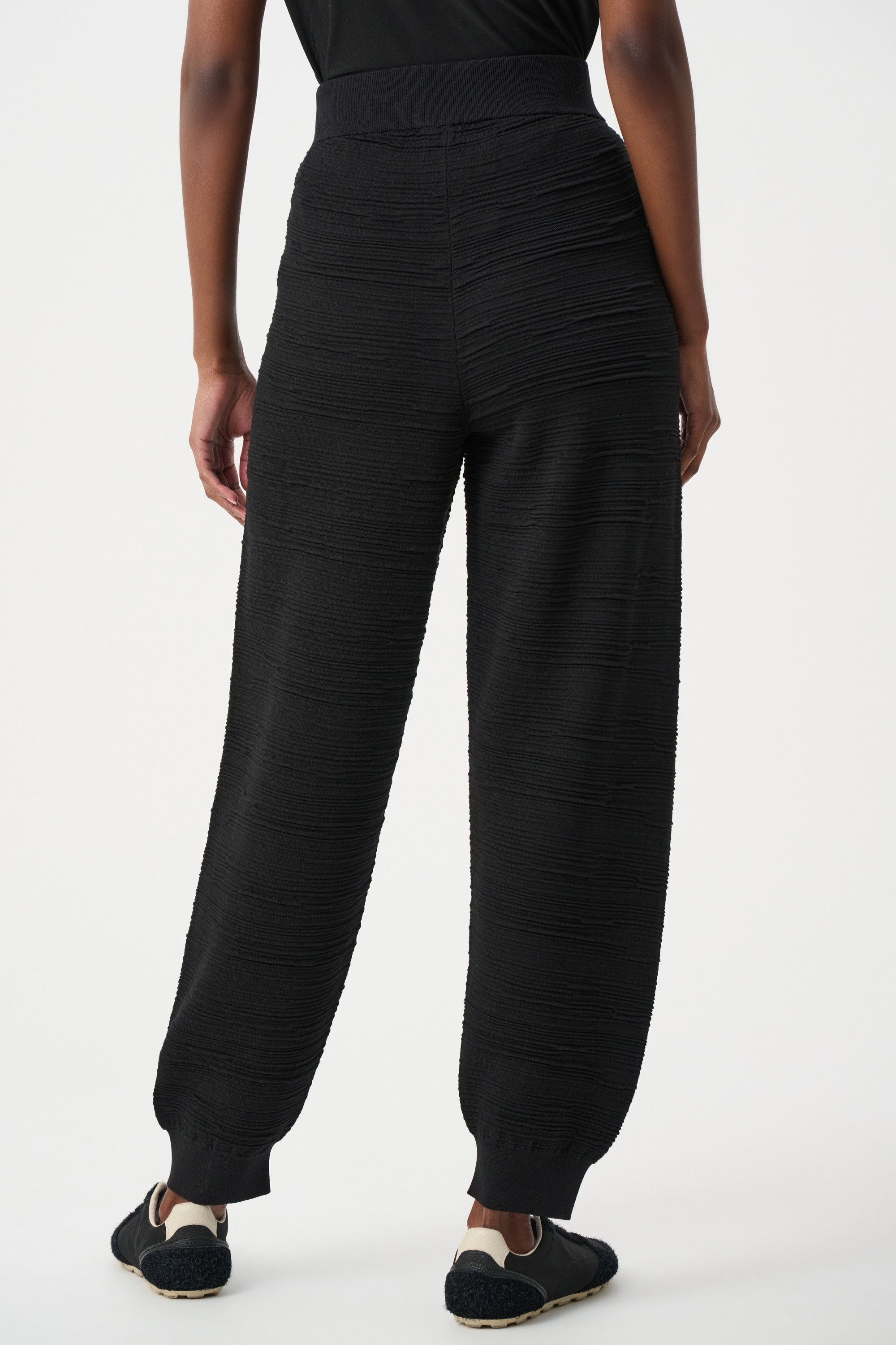 Joseph Ribkoff Sweater Knit Pull-On Jogger Pants