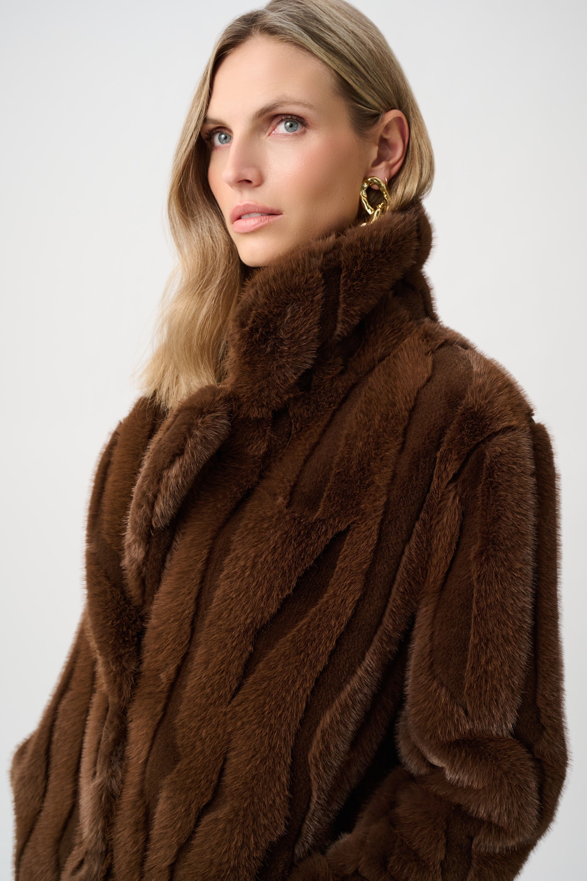 JOSEPH RIBKOFF TEXTURED FAUX FUR NOTCH COLLAR COAT