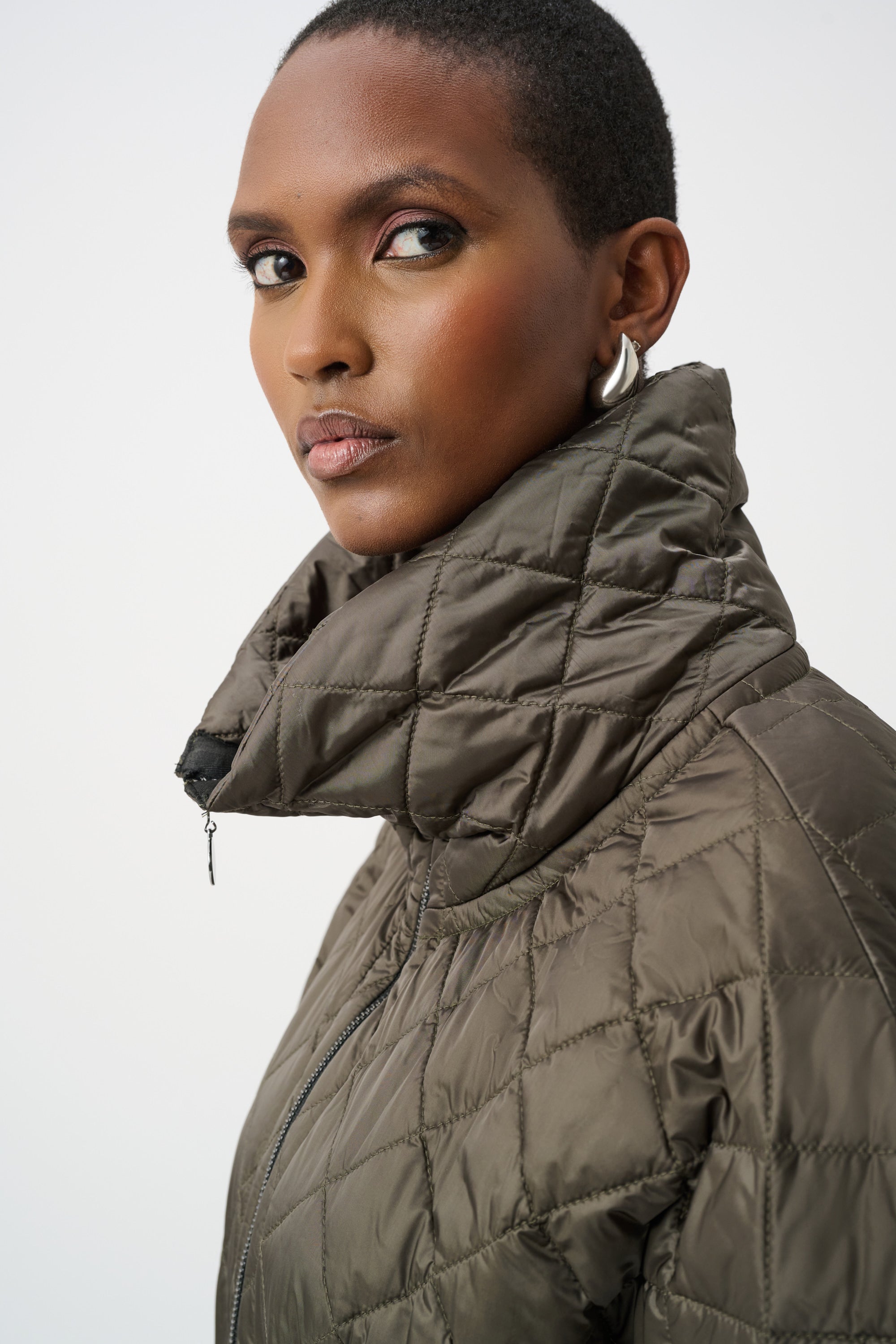 JOSEPH RIBKOFF QUILTED NYLON SHAWL-NECK BOXY VEST