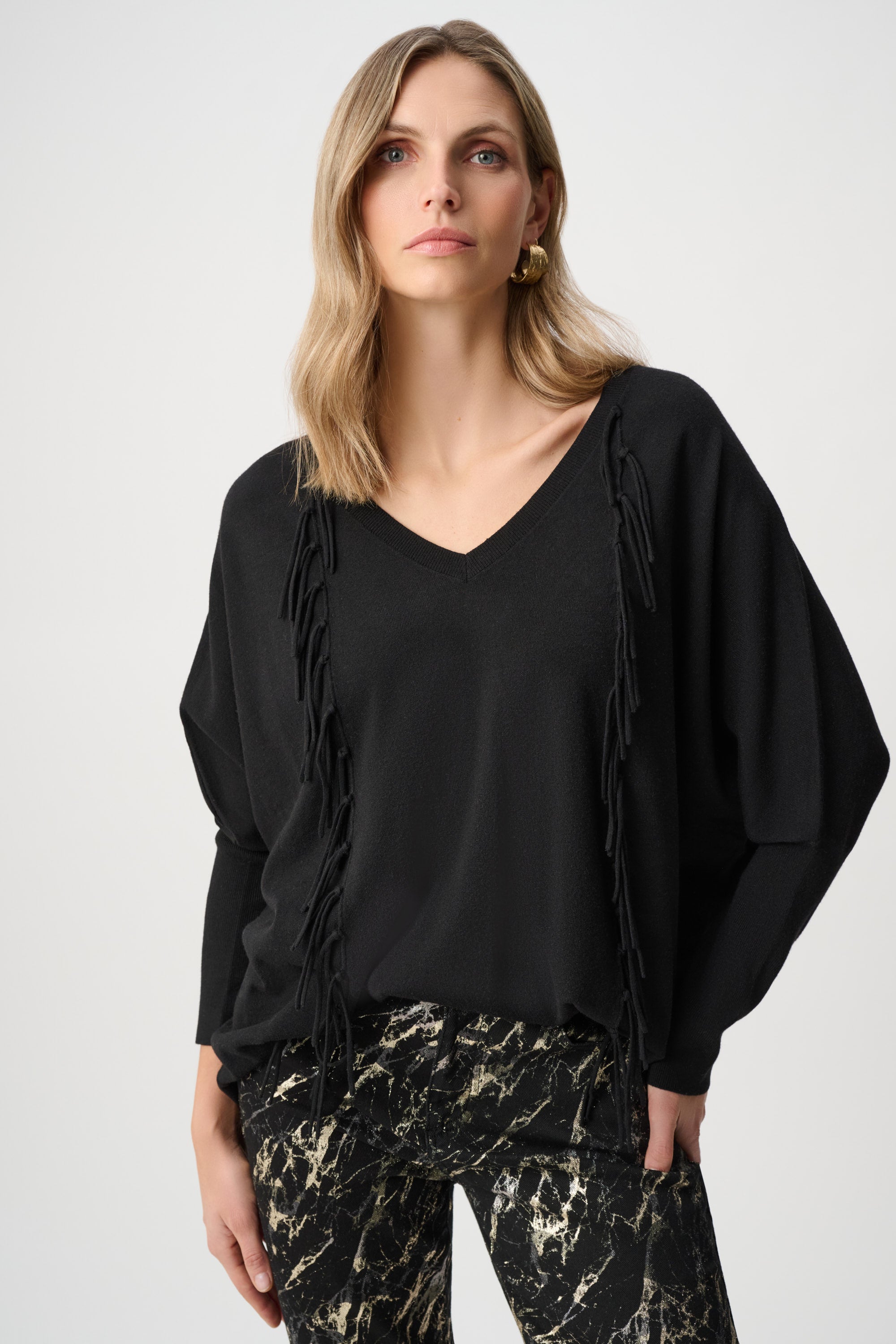 JOSEPH RIBKOFF VISCOSE KNIT FRINGED SWEATER